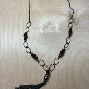 Chic Black and‎ Red Beaded Necklace